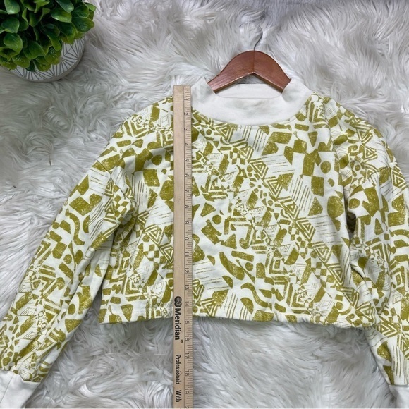 Anthropologie Amadi‎ Cropped Abstract Print Sweatshirt - Picture 3 of 8